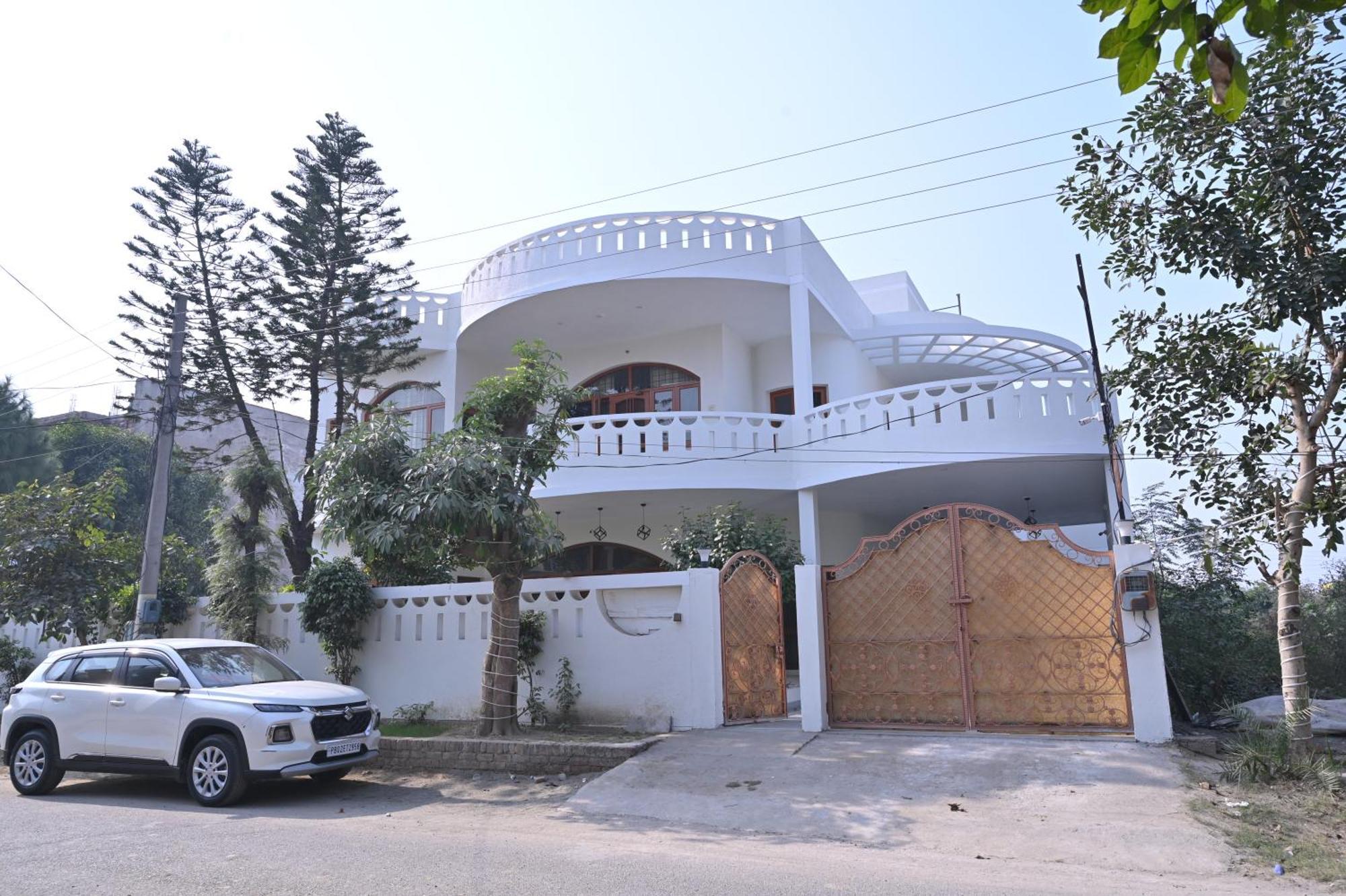 Paradise Island Amritsar Exterior photo